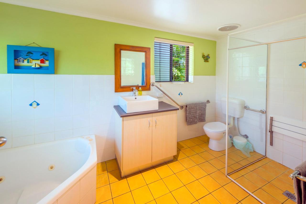 Safety Beach Bungalows Woolgoolga Buitenkant foto